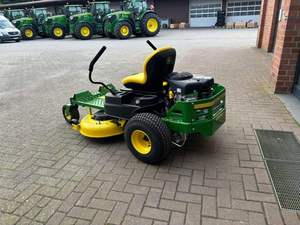 Nouvelle tondeuse autoportée commerciale John Deere Z960M / Seulement 80 heures d'utilisation, moteur Kawasaki FX921V de 31 ch - Product Image 5