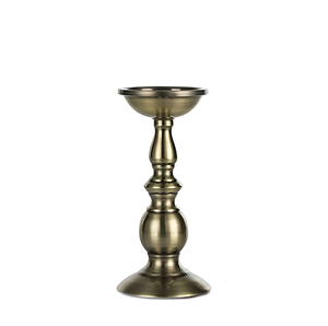 Nuevo candelabro con acabado antiguo para decoración del hogar, portavelas de aluminio fundido, acabado en latón antiguo, hecho a mano y personalizado. - Product Image 2