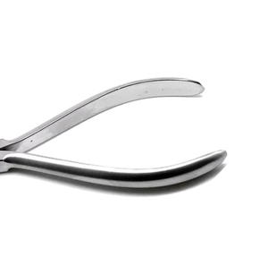 Excellent kit orthodontique dentaire avec appareil de rétention thermoformable manuel, aligneur transparent, pinces à perforer et instruments chirurgicaux - Product Image 5