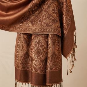 Pañuelos y chales de pashmina con bordado musulmán para mujer, con borlas, estampado floral, suaves, transpirables y a la moda. - Product Image 4