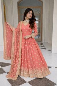 Traje Anarkali Rosa Bordado, Vestido Largo Hasta el Suelo con Mangas Largas y Dupatta, Atuendo Tradicional Indio Pakistaní para Bodas, para Mujer - Product Image 2
