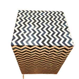 Tabouret en résine et zinc style indien, incrustation d'os, TABLE centrale, fait à la main, commode avec tiroirs, nouvelle création - Product Image 1
