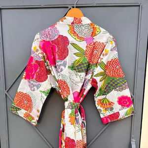 ชุดกิโมโนผ้าฝ้ายลายดอกไม้ พิมพ์ลายด้วยมือ ขนาดเดียว ชุดคลุมสำหรับเพื่อนเจ้าสาว ชุดคลุมอาบน้ำผ้าฝ้ายสำหรับฤดูร้อน ของขวัญ - Product Image 4