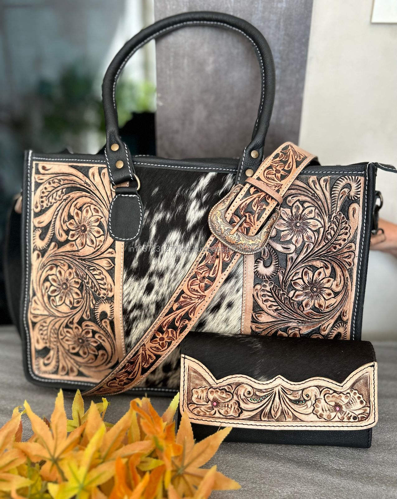 สีน้ำตาลสีน้ำตาลเข้ม