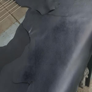 Cuir de vachette noir de haute qualité, épaisseur 0,7 à 0,9 mm, pour sacs, pochettes, cabas, chaussures, ceintures, meubles et accessoires - Product Image 5