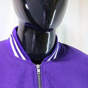 Blouson universitaire décontracté pour homme, violet et blanc, avec fermeture éclair sur le devant, couleur unie, coupe classique, manches en polyester et coton, style Clush Sports - Product Image 3