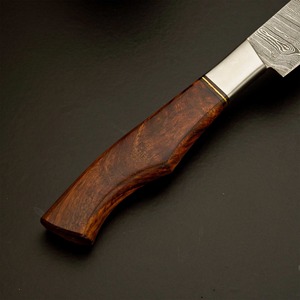 Cuchillo de filetear forjado a mano en acero de Damasco con mango de madera pulida y funda de cuero - Product Image 2
