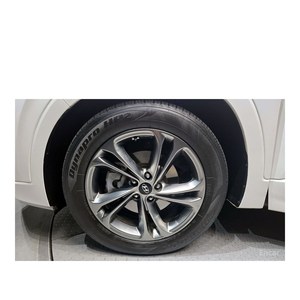 Hyundai Santa Fe Diésel 2.2 2WD 2019 con Caja de Cambios Automática, Asientos de Cuero, Estándar de Emisiones Euro V, 75,607 km, Volante a la Izquierda - Product Image 5