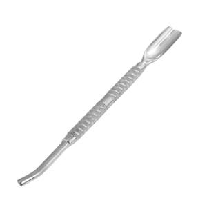 Pousse-ongles double extrémité en acier inoxydable pour manucure avec poignée texturée et pointe incurvée - Product Image 1