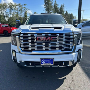 GMC Sierra 3500 HD Denali DRW Usada, Año 2025 - Product Image 1