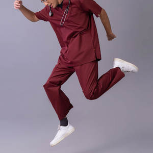 Traje Quirúrgico Unisex de Secado Rápido, Corte Regular, para Uso en Exteriores, Manga Corta, Color Liso, con su Logotipo - Product Image 2