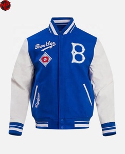 Chaqueta Varsity Brooklyn para Hombre, Azul y Blanca, con Letra B Bordada, Diseño con Parche, Corte Regular, Cierre de Cremallera Frontal, Estilo Preppy, para Otoño - Product Image 1