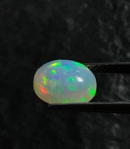Magnifique opale d'Éthiopie naturelle multicolore, effet feu, cabochon. - Product Image 5