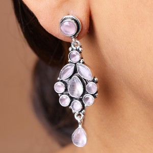 Pendientes de Plata Oxidada con Múltiples Piedras en Forma de Gota para Boda |   Joyería de Estilo Bohemio para Mujer - Proveedor Directo de Fábrica, Stock Disponible - Product Image 3