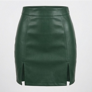 Jupe crayon mini en similicuir taille haute pour femme avec fente latérale, couleur unie, style club sexy, à porter toute l'année - Product Image 1