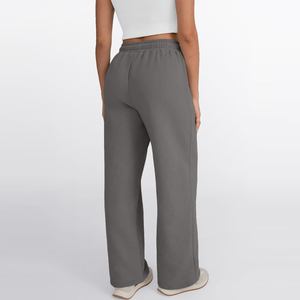Nouveauté : Pantalon de jogging gris personnalisé pour femme, brodé, coupe large, en molleton doux, pantalon de survêtement pour femme - Product Image 2