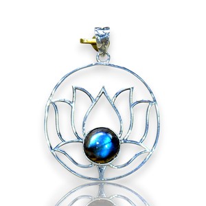 Pendentif élégant et exclusif en argent sterling 925, jolis pendentifs de style lotus avec pierre précieuse labradorite, vente en gros d'argent - Product Image 1