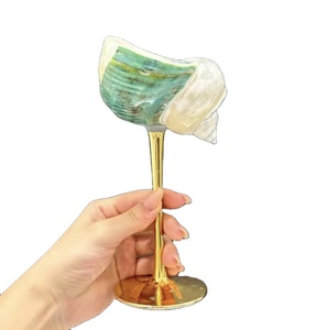 แก้วไวน์เปลือกหอยเวียดนาม แก้วน้ำเปลือกหอยธรรมชาติ สำหรับไวน์ ค็อกเทล ตกแต่งโต๊ะบาร์ริมชายฝั่ง - Product Image 1