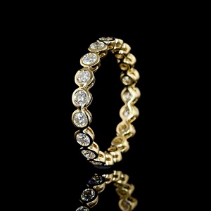 Bague d'anniversaire en or jaune 18 carats avec diamant rond de 0,75 carat certifié IGI, sertie clos, vente en gros, fabricant - Product Image 1