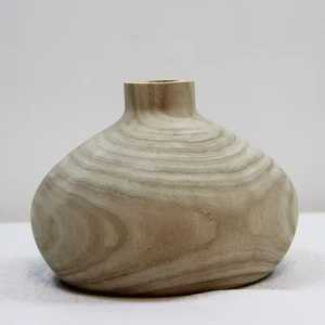 Jarrón de Madera de Mango Multicolor Rayado Hecho a Mano, Forma de Botella Alta, Maceta Decorativa de Madera para Decoración de Mesa Rústica o de Estilo Farmhouse - Product Image 2