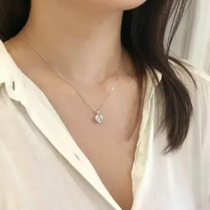 จี้เพชรโมอิสซาไนต์ทรงหัวใจ 1 กะรัต สำหรับผู้หญิง ชุบทองคำขาว 14K - Product Image 2