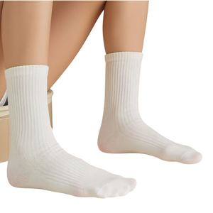 Quentin Custom logo Chaussettes de sport No quantité minimale de commande Promo Hommes Custom logo Marque Jacquard Knit Custom OEM Chaussettes Fabricant Chaussettes de sport - Product Image 1