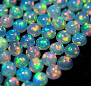 Opale ronde taille brillant de qualité supérieure, opale naturelle d'Éthiopie, cabochon de pierre précieuse en vrac, multicolore avec jeu de couleurs pour la fabrication de bijoux - Product Image 2