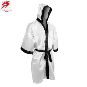 Nouvelles robes de boxe en satin premium avec broderie personnalisée et finition élégante pour l'entraînement et les vêtements de sport - Product Image 3