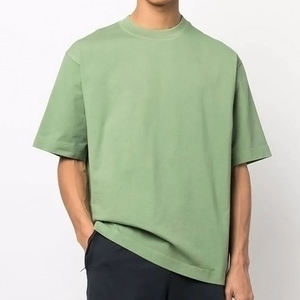 เสื้อยืดคอกลมโอเวอร์ไซส์แขนสั้นผู้ชาย ผ้าฝ้าย 100% พิมพ์ลายโลโก้ด้านหน้า เป็นมิตรกับสิ่งแวดล้อม ขนาดปรับแต่งได้ ราคาขายส่ง - Product Image 1