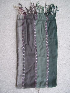Patrón de punto a mano, bufanda de seda a rayas, chaleco sin mangas de estilo asiático tradicional para mujer, para usar en todas las estaciones. - Product Image 2