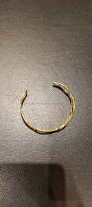 กำไลข้อมือทองเหลืองพรีเมียม งานแฮนด์เมด ปรับขนาดได้ เหมาะสำหรับงานปาร์ตี้และสวมใส่ในชีวิตประจำวัน ให้ความเงางามตลอดกาล - Product Image 2