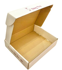Vietnamese 3mm <b>Thick</b> <b>Paper</b> Carton Box Eco-Friendly Candle Gift Box Packaging UV Coating Recycled Materials Self Erecting - Product Image 5