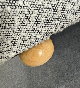 Banc de lit ovale avec rangement pouf gris clair en tissu rembourré - Product Image 5
