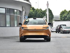 รถยนต์ไฟฟ้าโตโยต้า BZ5 ปี 2025 ระยะทางวิ่ง 550 กม. รุ่น PRO Smart-Drive พร้อมเบาะนั่งไฟฟ้าแบบมีระบบทำความร้อน มอเตอร์ 200-250 กิโลวัตต์ วิ่งน้อย ใช้งานได้ดี เชื่อถือได้ - Product Image 4