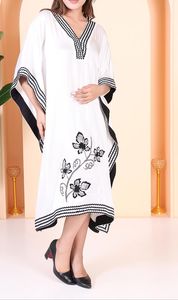 2026 Trendy Beautiful Dubai Embroid Kaftan for Women Hand Work Kaftan Traditional Islamic Clothing and Accessory Designed Cloths - Product Image 3