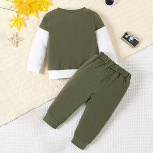 Ensemble de survêtements pour enfants grande taille respirants avec logo personnalisé, confortables, personnalisables, antibactériens, pour l'hiver - Product Image 3