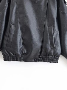 Blouson en cuir PU noir pour homme, style moto, col montant, bouton unique, coupe classique, couleur unie, automne 2026 - Product Image 3