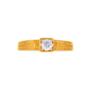 Anillo de Compromiso de Lujo en Oro Amarillo de 18K con Diamante Solitario Redondo Brillante, Engaste Cuadrado de Cuatro Puntas y Diseño Texturizado - Product Image 2