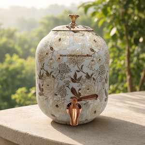 Dispensador de Agua de Cobre Premium, Diseño Floral Moderno y Lujoso, Doble Pared, Gran Capacidad, para Uso en el Hogar y la Oficina - Product Image 1