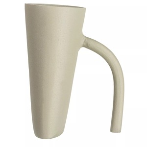 Vase de table en métal rustique « Fresh Bloom » très demandé, avec poignée et finition blanc moucheté - Product Image 1