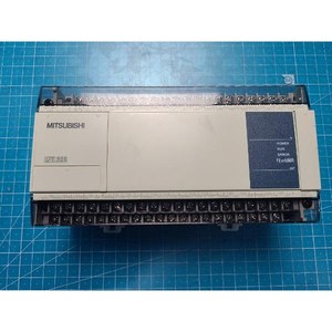 Contrôleur programmable Mitsubishi FX1N-60MR-ES/UL, contrôleur logique programmable, base utilisée comme telle que fournie, équipement semi-conducteur de génération précédente - Product Image 2