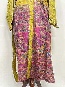 Kimono de Seda Satinada Hecho a Mano en India, Elegante y Sexy, con Estampado Floral/Unicolor, Bata de Baño Transpirable, Camisón - Product Image 5