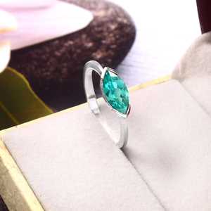Anillo de zafiro verde marquesa, plata de ley 925, anillo llamativo, anillo de compromiso, regalo de propuesta para mujer - Product Image 1
