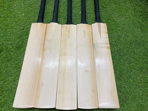 Bates de críquet lisos de grado A para jugadores de equipos deportivos, bates de críquet de mimbre personalizados, venta al por mayor a precio económico, servicio OEM - Product Image 4
