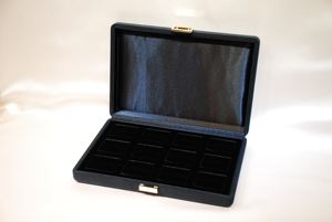 กล่องใส่เครื่องประดับผ้าไหมญี่ปุ่นทรงสี่เหลี่ยมขนาดกลาง กล่องเก็บของอเนกประสงค์ ดีไซน์กระดาษกำมะหยี่ 230x153x50 มม. Yongda DDFA122R12 - Product Image 3