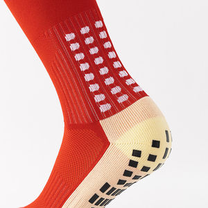 Calcetines de fútbol antideslizantes personalizados para hombre al por mayor, calcetines con agarre y parte inferior engrosada para fútbol, con envío y entrega. - Product Image 4