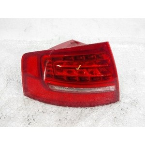 Feu arrière gauche LED d'occasion d'origine A8 D3 2007-2010 4E0945095H - Product Image 1