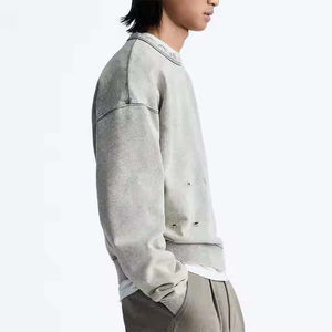 Sweat-shirts à col rond surdimensionnés personnalisés avec impression en relief, effet usé et délavé à l'acide, en coton French Terry épais pour hommes - Product Image 4