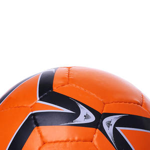 ลูกฟุตบอล PU คุณภาพสูง ทนทาน น้ำหนักเบา ขนาด 4 5 สำหรับฝึกซ้อมกลางแจ้ง ผลิตด้วยเครื่องจักรตามสั่งจากโรงงาน - Product Image 2