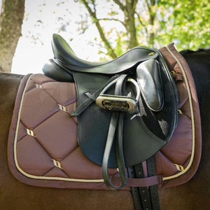Almohadilla de Silla de Montar Clásica al por Mayor de Fábrica, de Moda, de Alta Calidad, de Tela Acolchada, Personalizada 2026 - Product Image 3